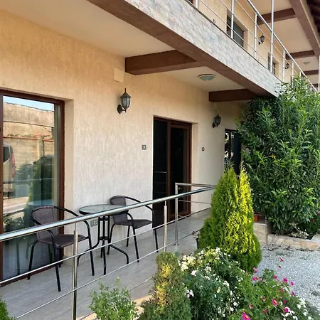 Pensjonat Casa Leo Două Mai