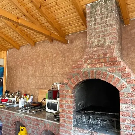 Casa Leo Pensjonat Două Mai